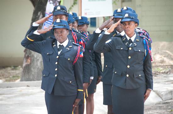 Policieres Haitiennes