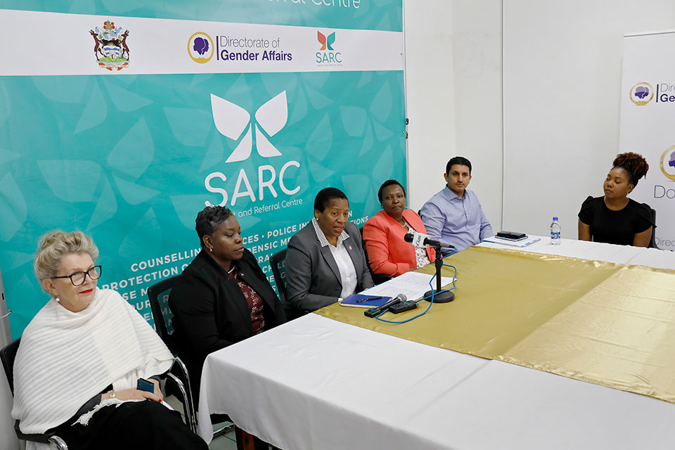 Ambassador Beckeles commends Antigua and Barbuda’s government-run one-stop-centre, the Support and Referral Centre (SARC) that provides comprehensive services for survivors of gender-based violence. Photo: UN Women/Ryan Brown